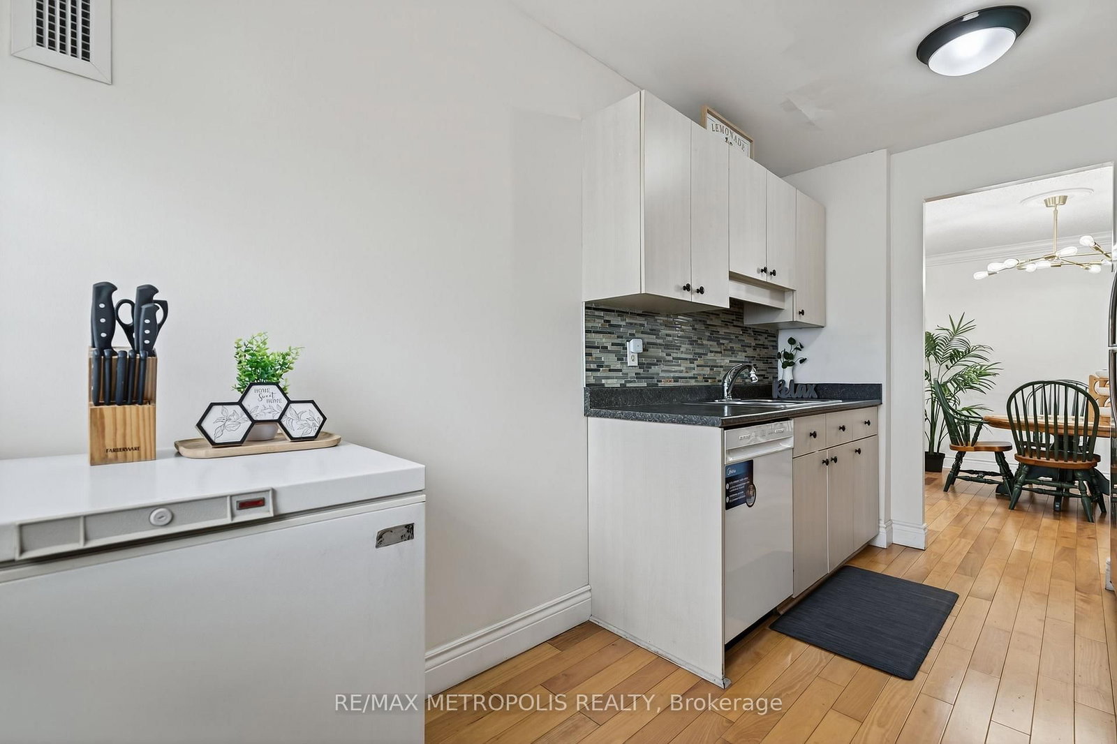 44 Falby Ajax,ON L1S 3L1 — Photo 11
