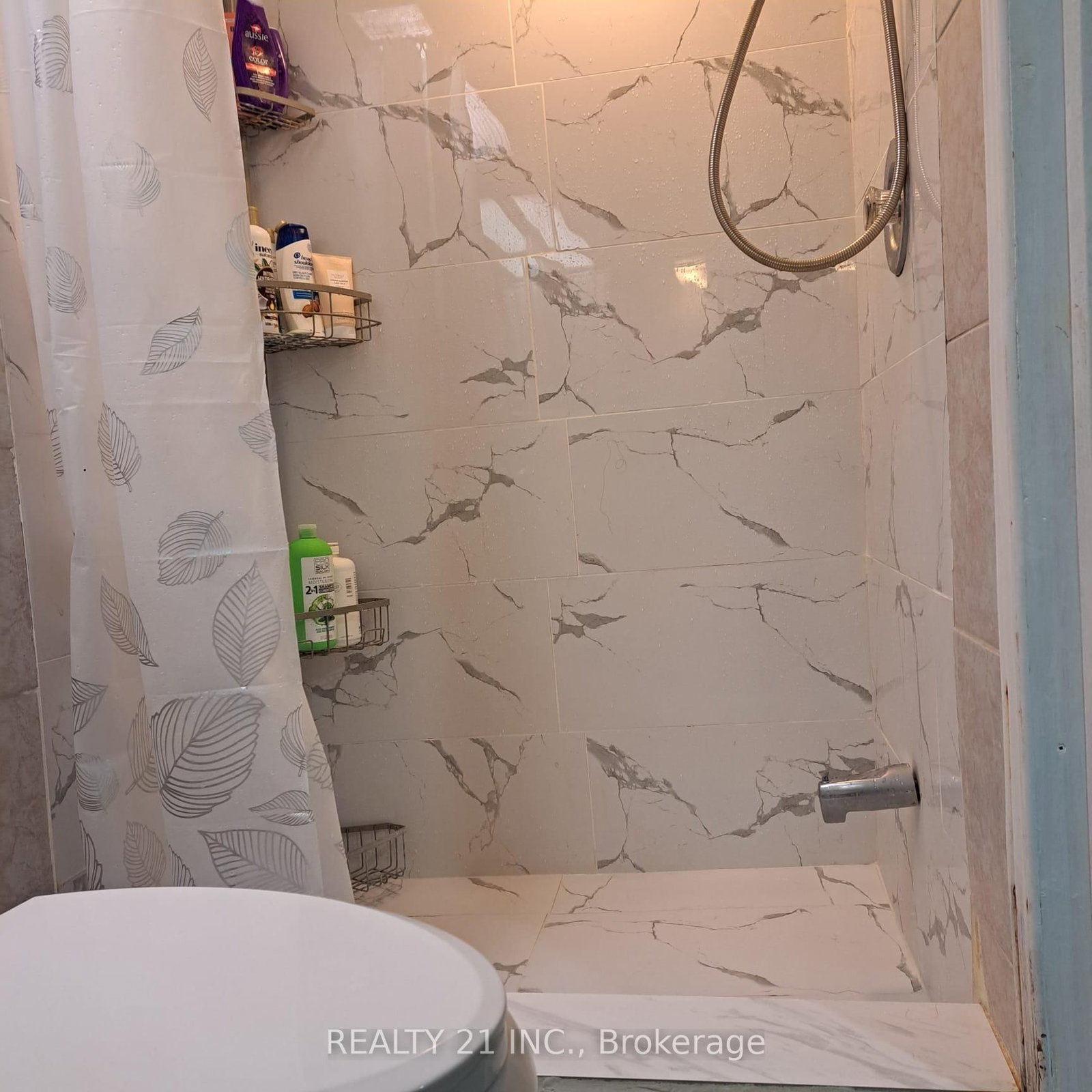55 Shepmore Terrace • Toronto, ON photo 11