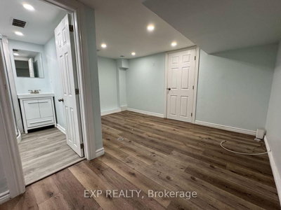 Unit LOWER — 96 Hiawatha Road — photo 5