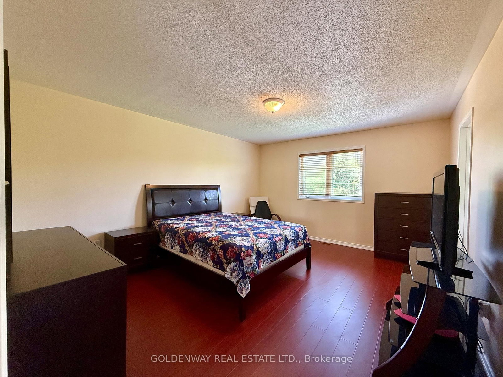 20 Green Ash Terrace • Toronto, ON photo 11