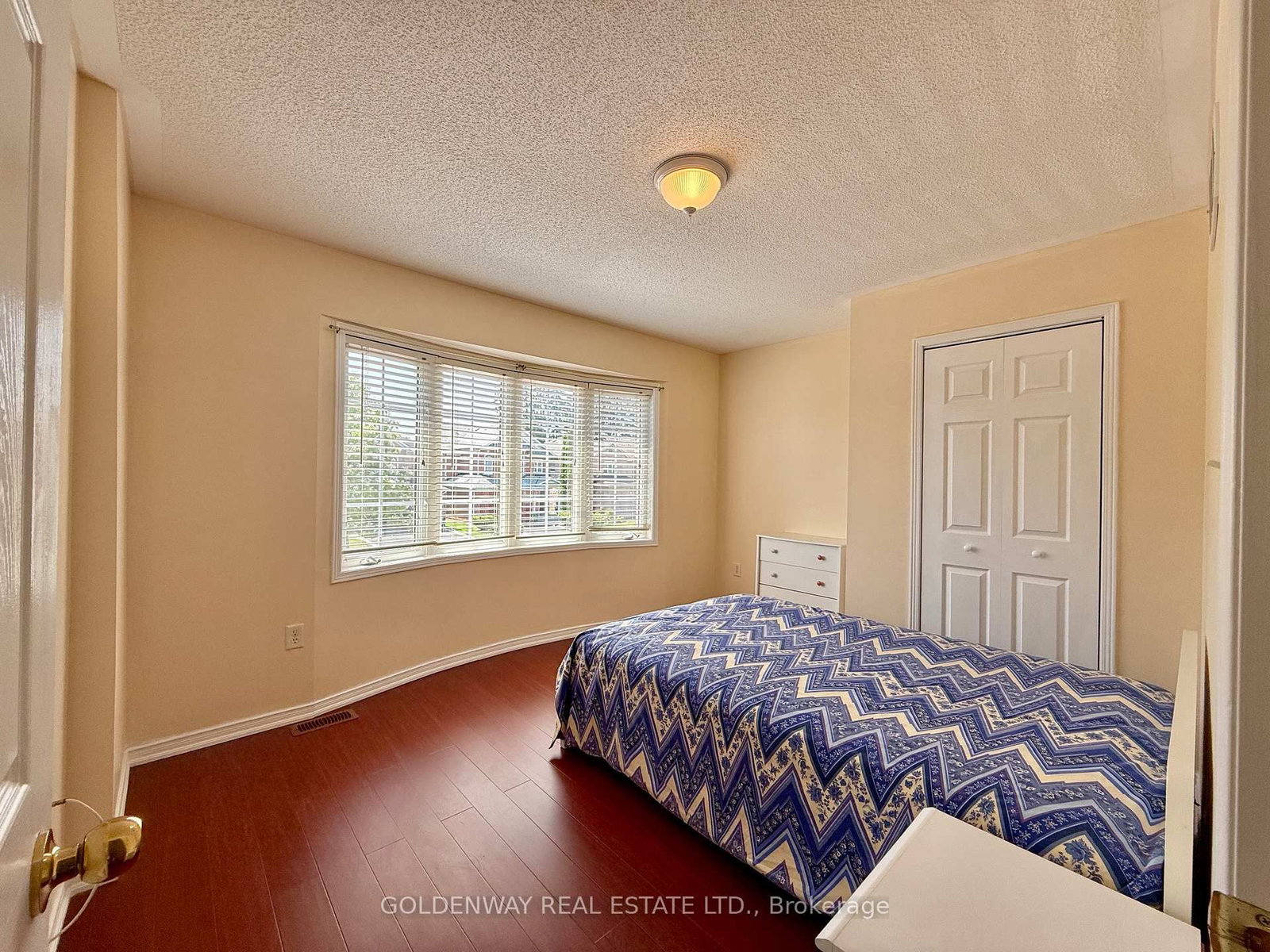 20 Green Ash Terrace • Toronto, ON photo 16