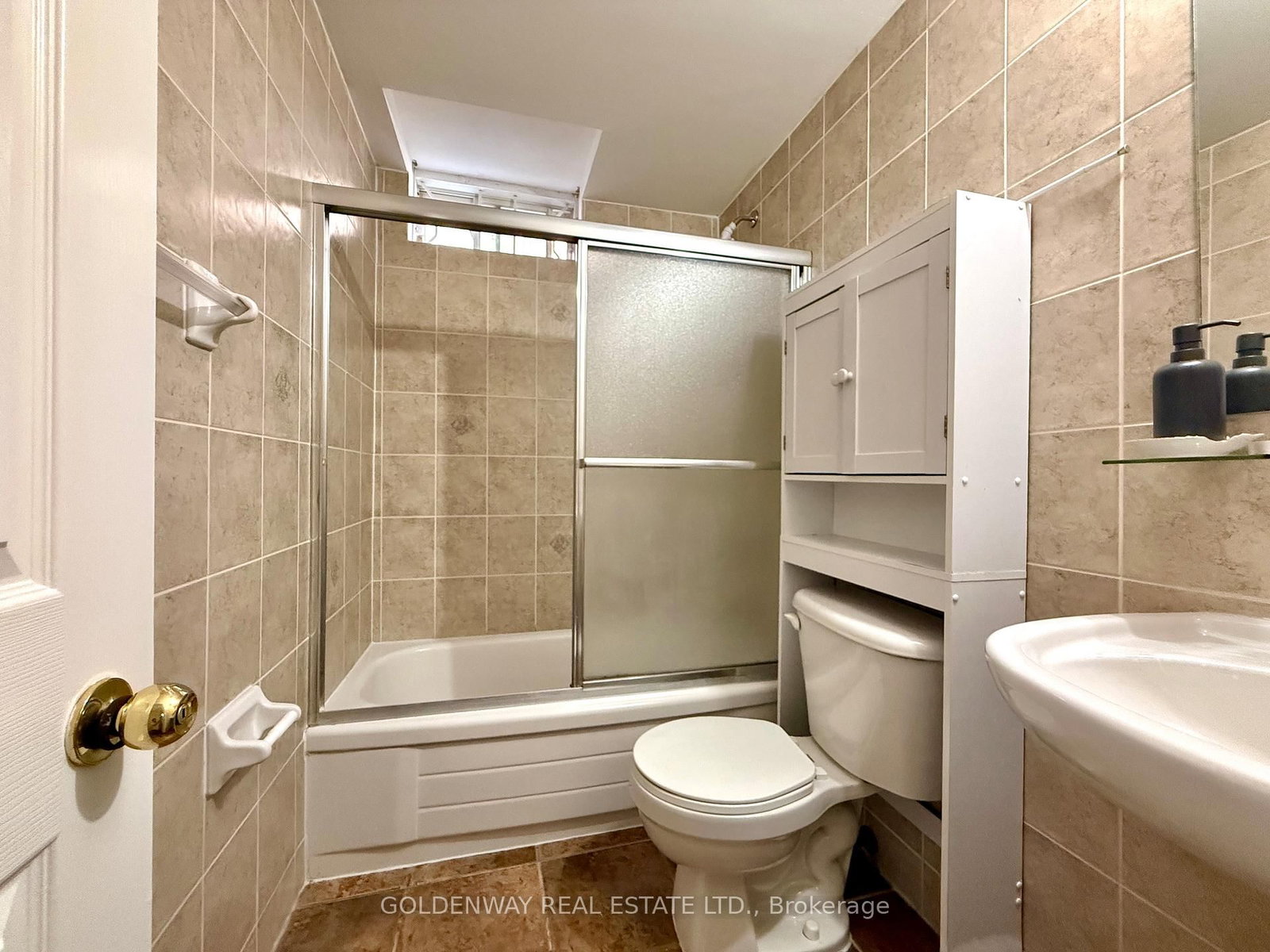 20 Green Ash Terrace • Toronto, ON photo 24
