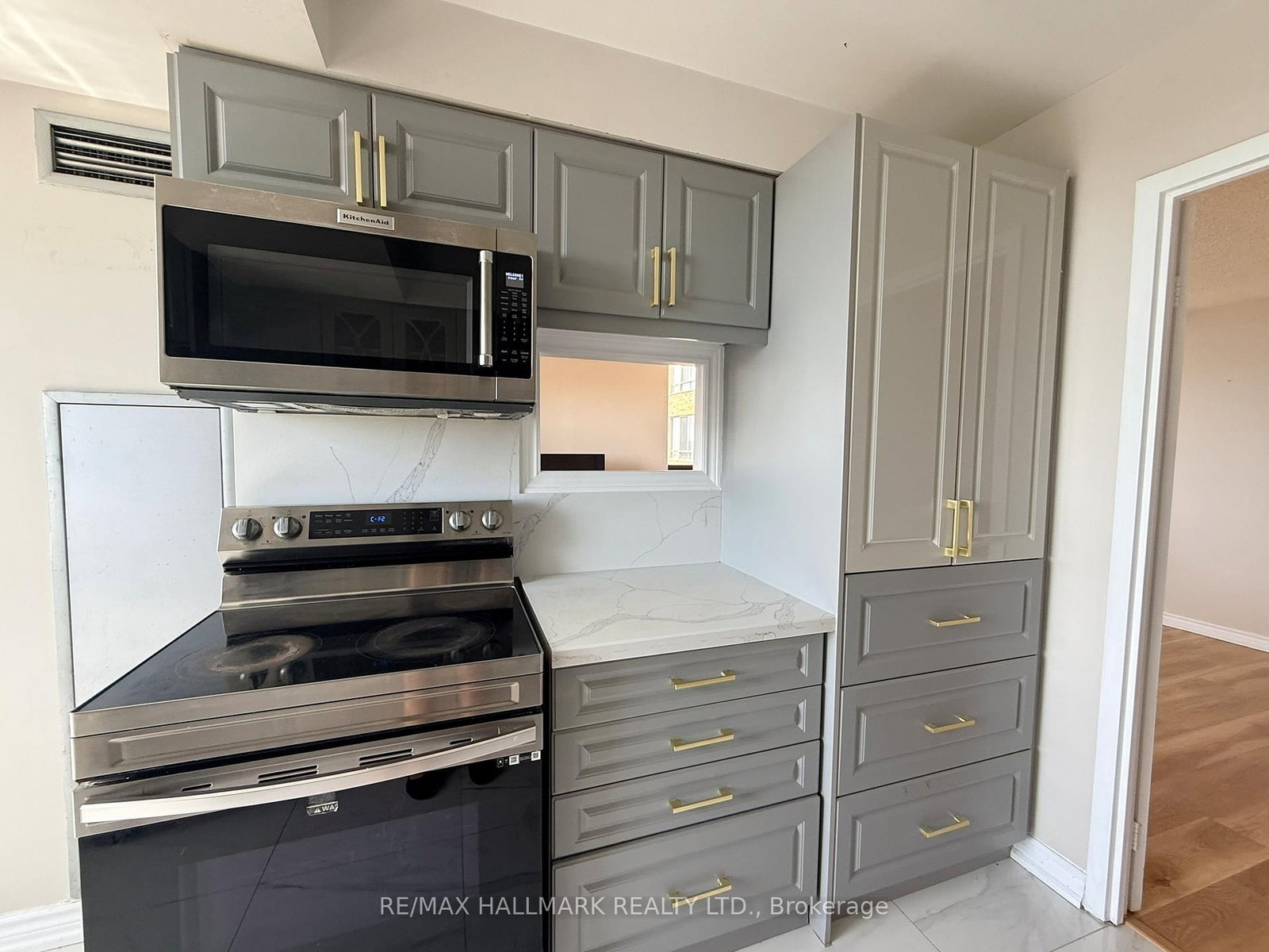 75 Bamburgh Circle • #2028 • Toronto, ON photo 21