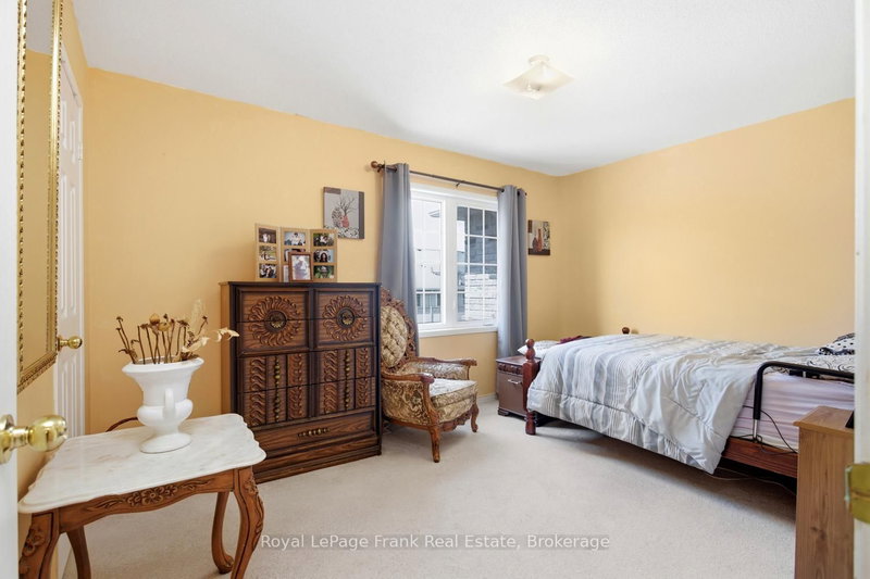 31 Linnell Ajax,Ontario L1Z 0K8 — Photo 13