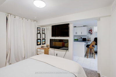 533 Kingston Road • Toronto, ON