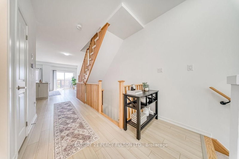 147 Hunt Ajax,Ontario L1S 7M3 — Photo 4