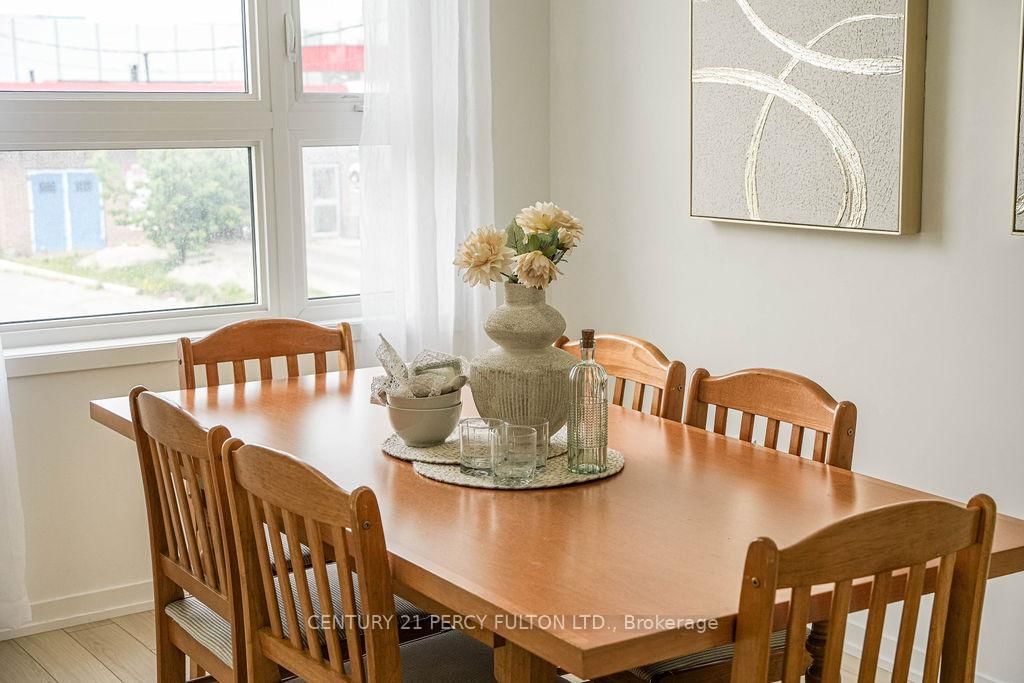 147 Hunt Ajax,Ontario L1S 7M3 — Photo 6