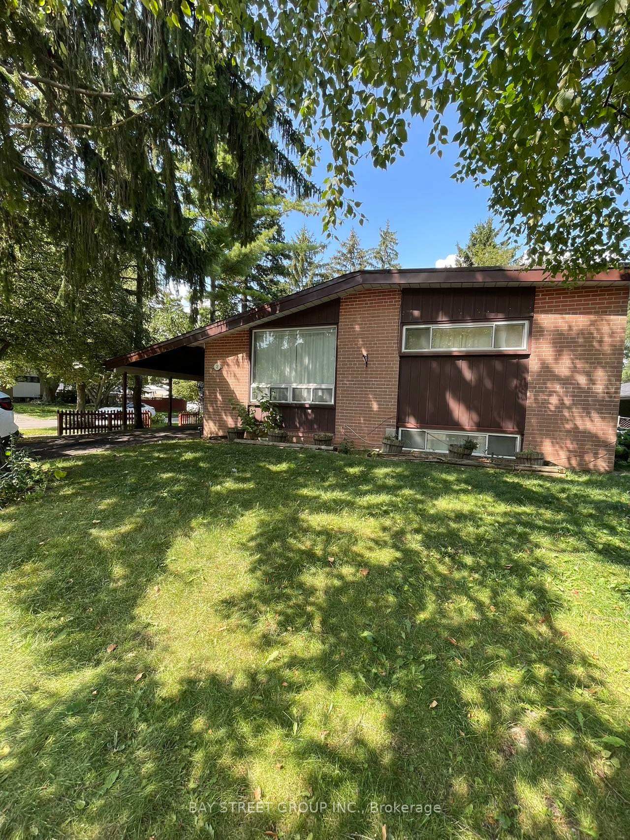 Detached House for lease at 2 Norwalk Street, Toronto, Ontario, M1J 2V1 - Woburn - MLS: E13526620
