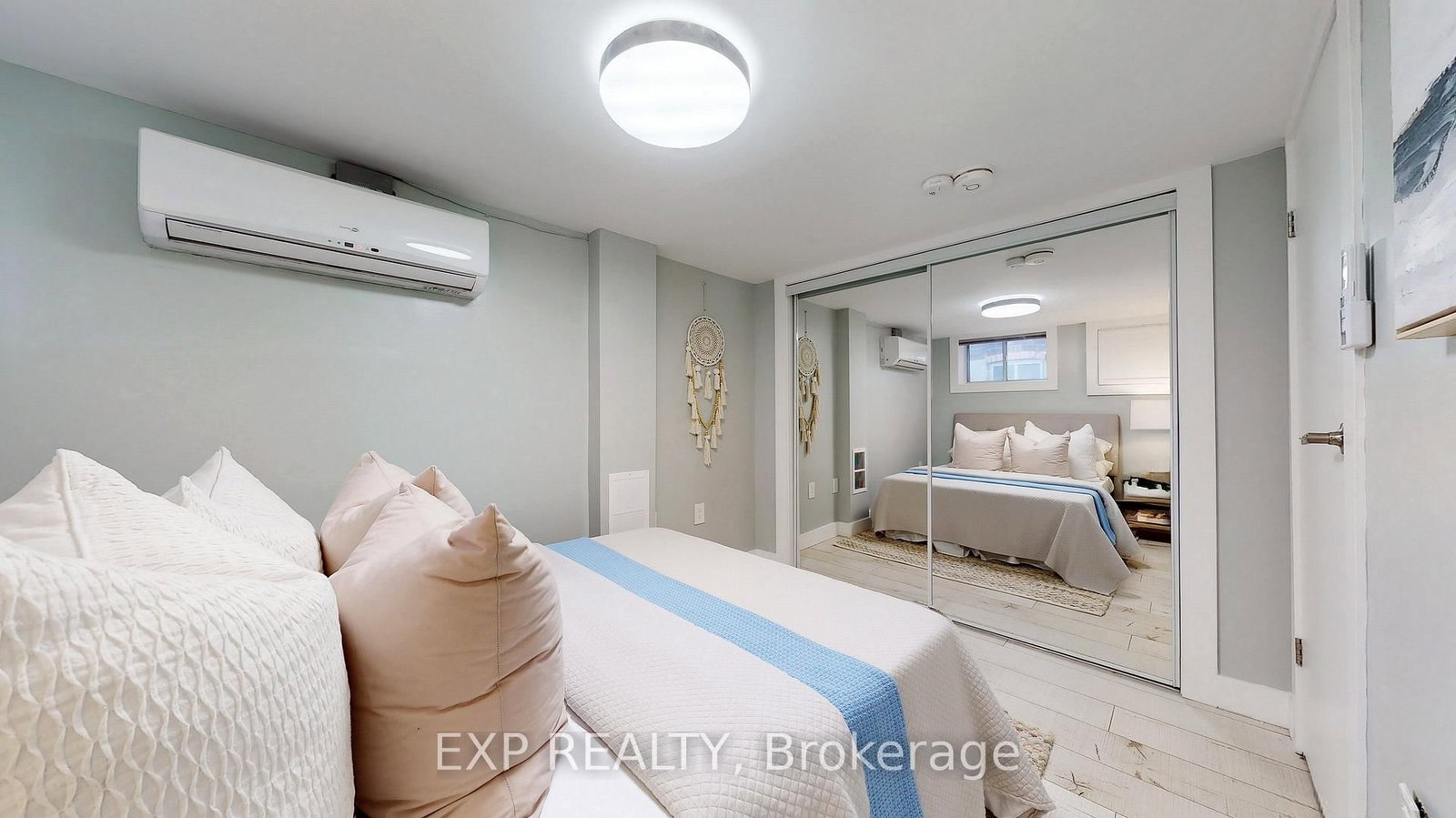 D-122 Parkmount Road, Toronto, ON, photo 5