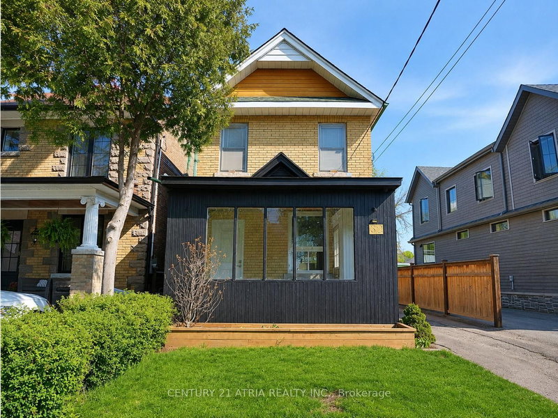 32 Rosevear Avenue