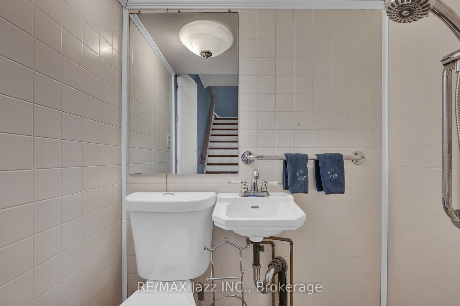636 Carnegie Avenue • Oshawa, ON photo 7