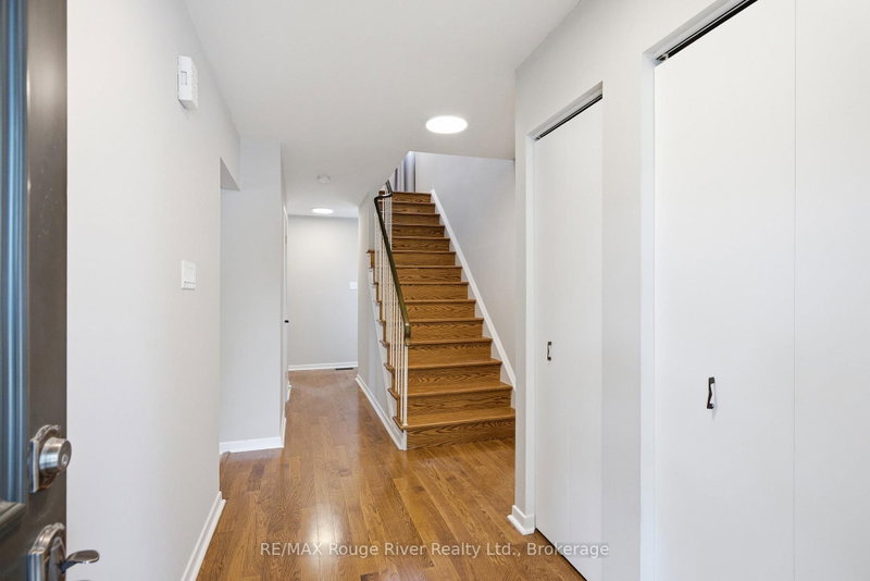 52 Rands Ajax,Ontario L1S 3P3 — Photo 4