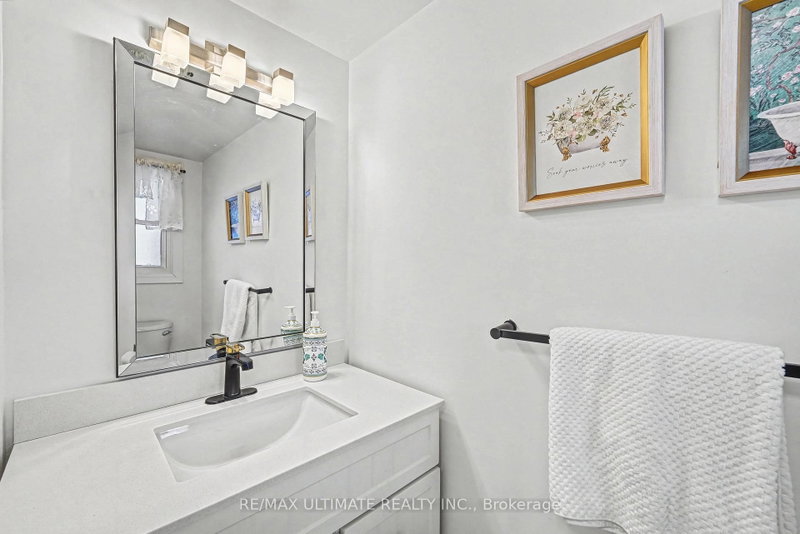 29 Kipling Ajax,Ontario L1S 5A7 — Photo 16