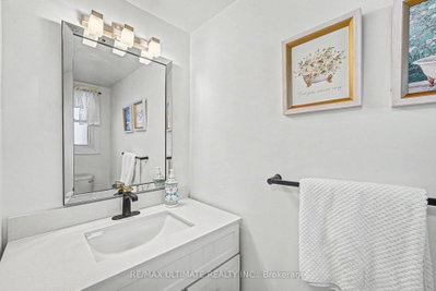 29 Kipling Ajax,Ontario L1S 5A7 — Photo 16