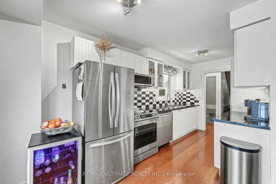 29 Kipling Crescent • Ajax, ON photo 5