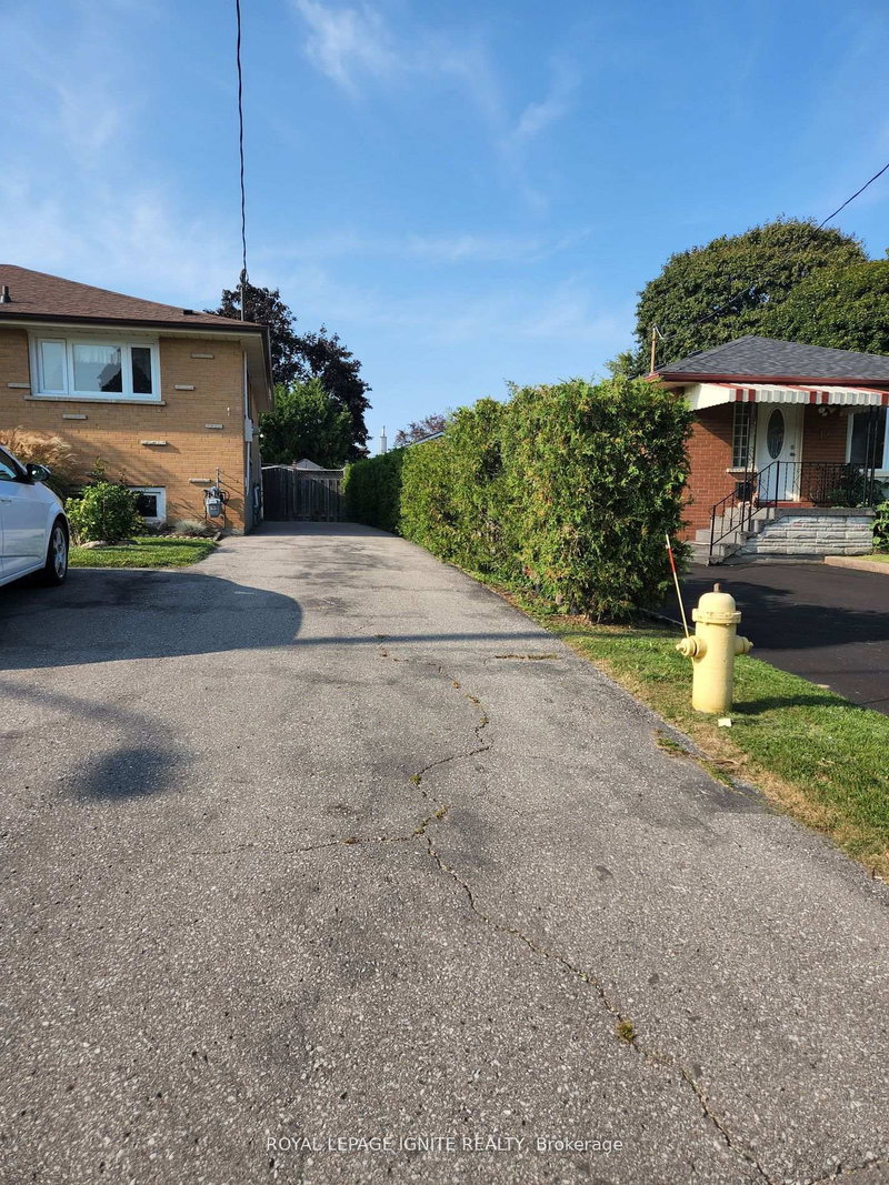home for lease on 14 Sunset Road