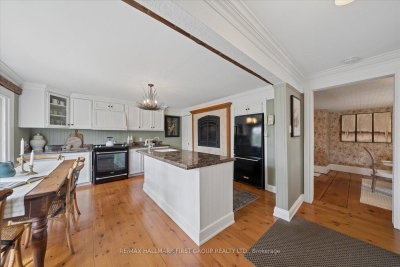 130 Myrtle Road E — photo 5