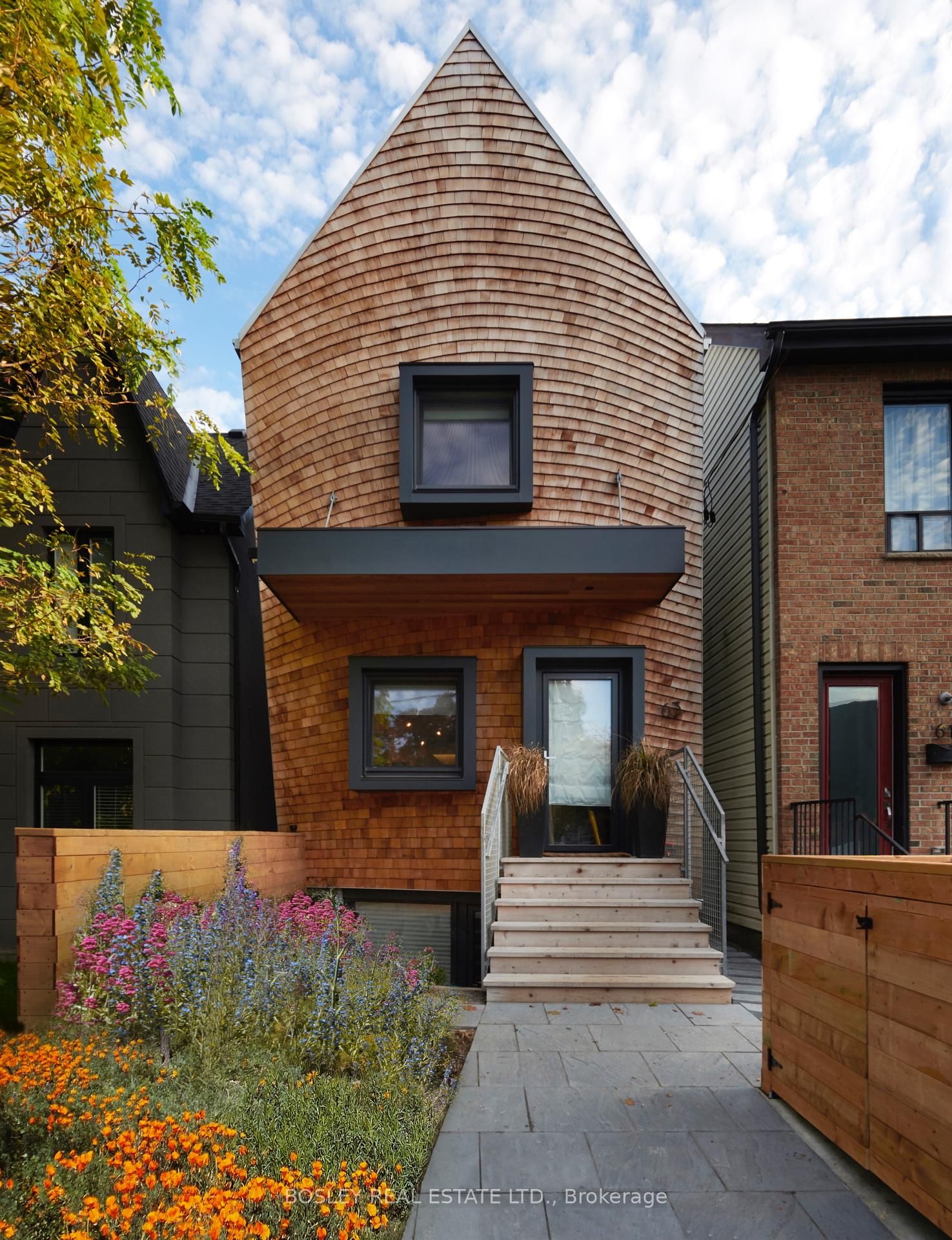 Lower-63 Dagmar Avenue, Toronto, ON