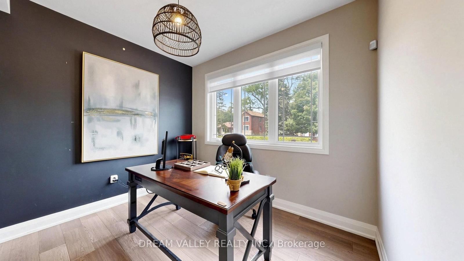 224 Severn Street • Oshawa, ON photo 22