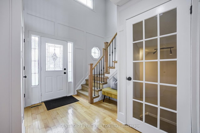 611 Chiron Crescent