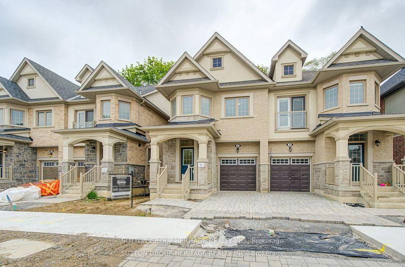 5 Deer Creek Court