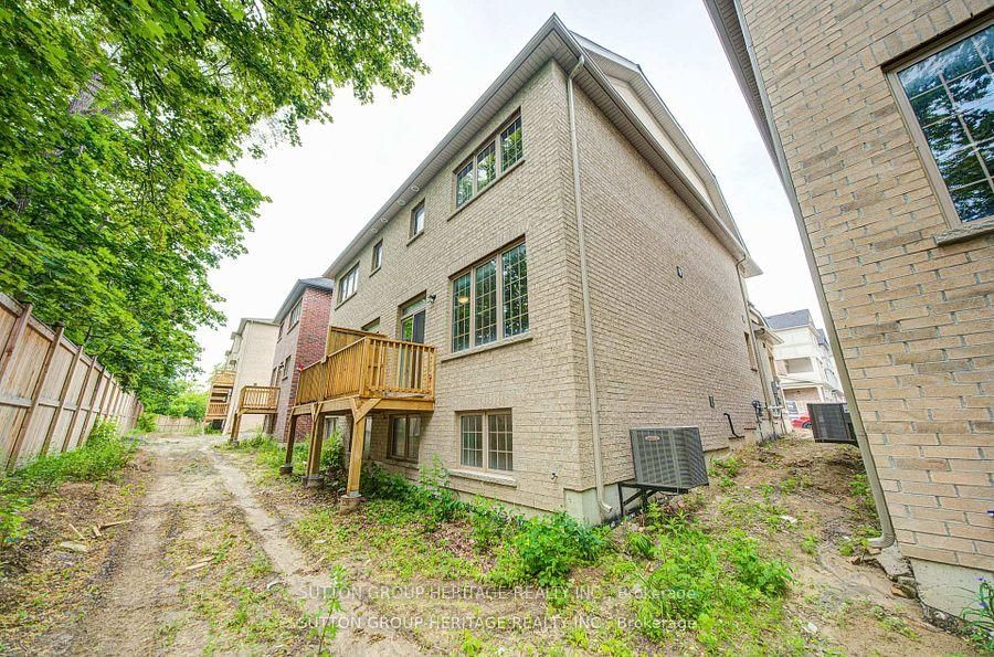 5 Deer Creek Court • Toronto, ON photo 48