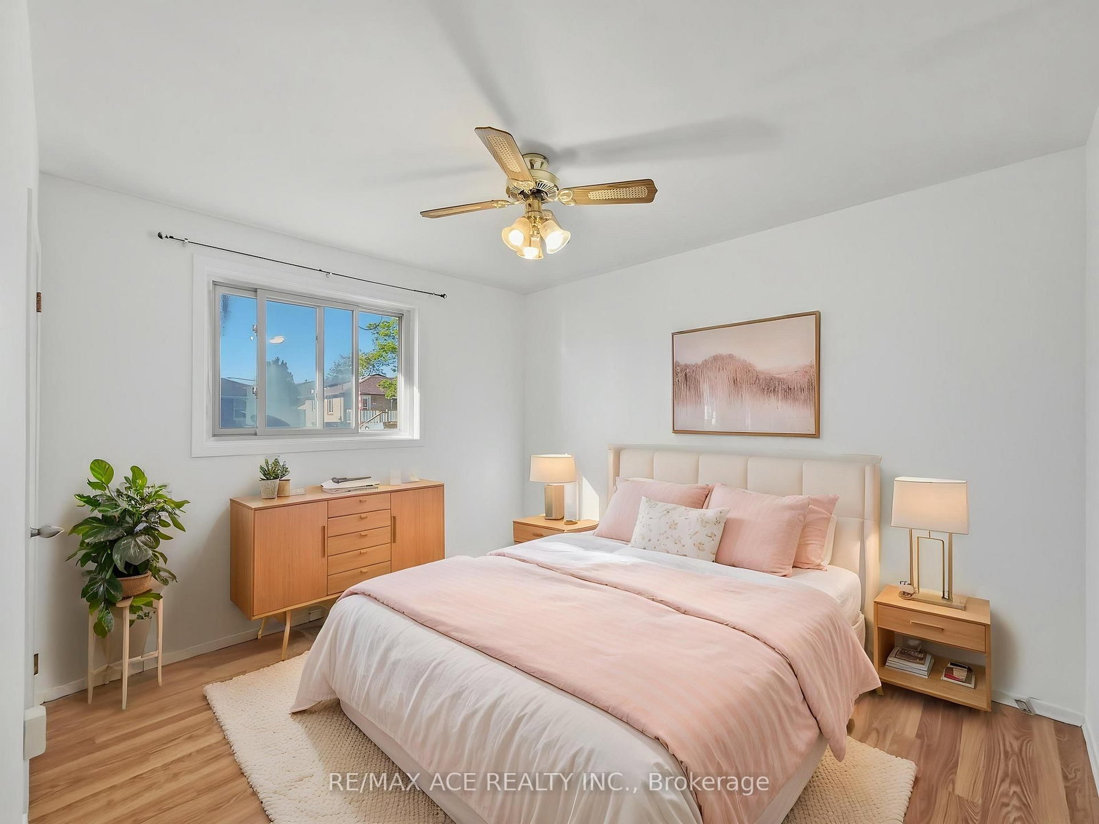 1385 Park Road S • Oshawa, ON photo 16
