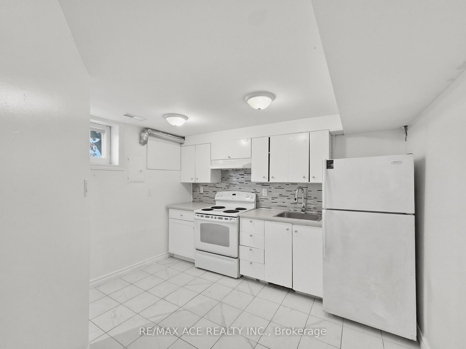 1385 Park Road S • Oshawa, ON photo 39
