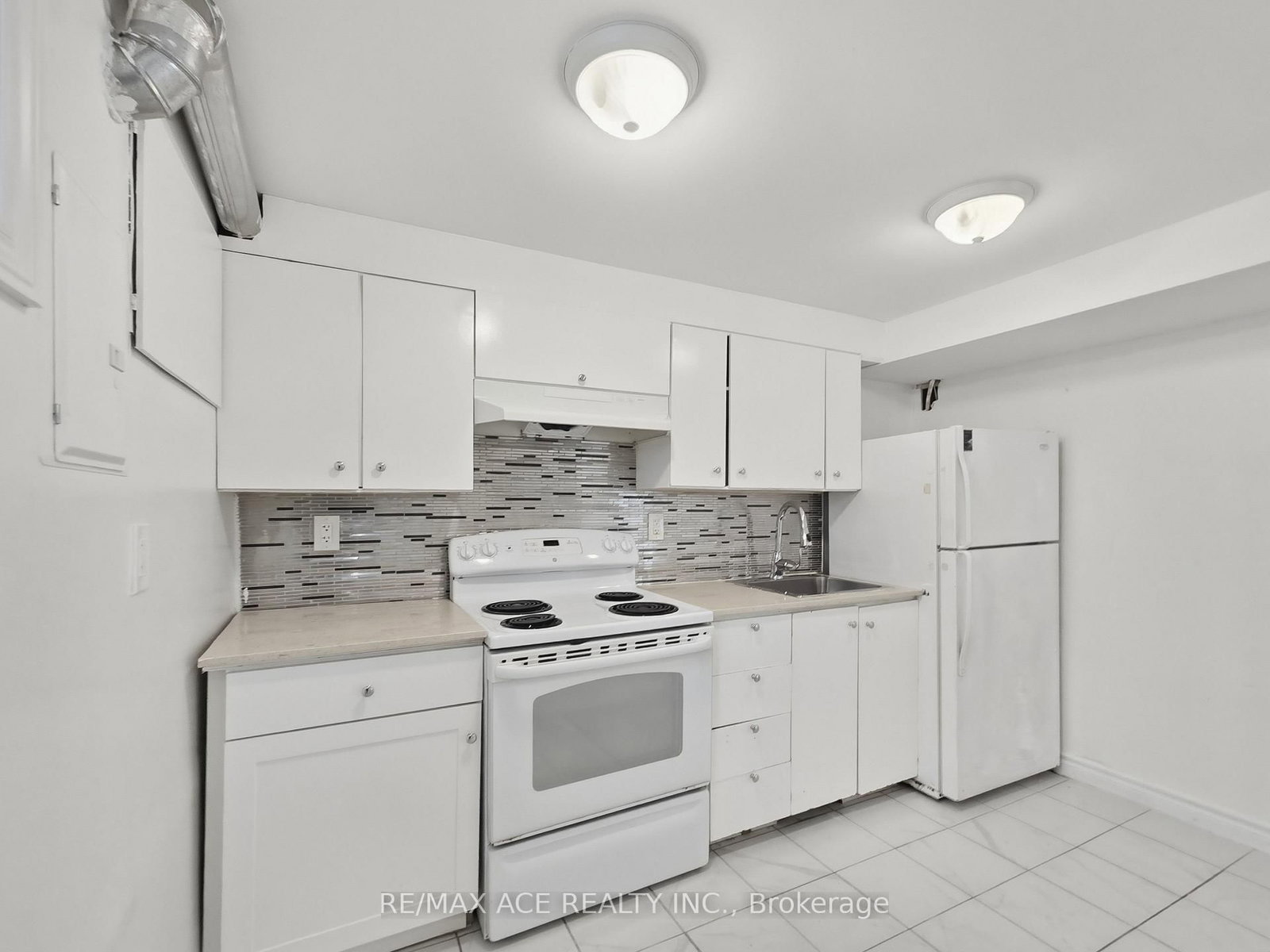 1385 Park Road S • Oshawa, ON photo 41