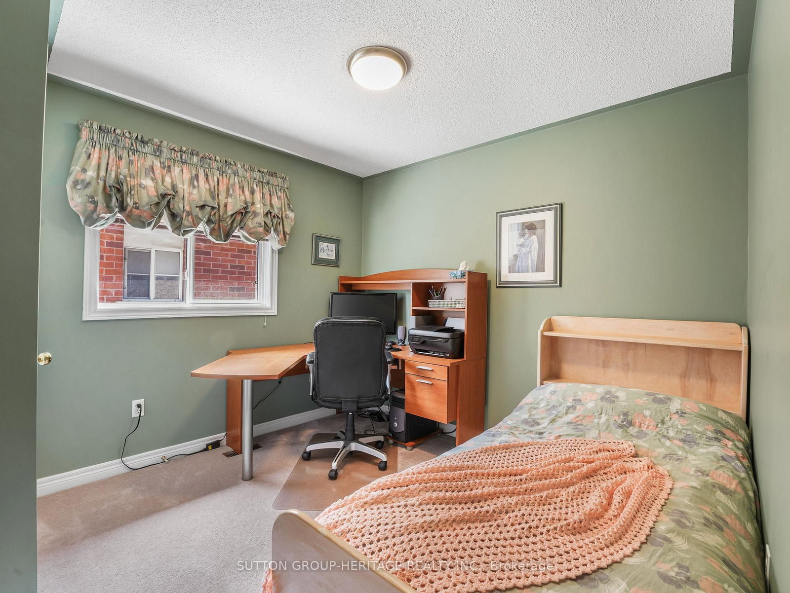 51 Annie Ajax,Ontario L1T 3X6 — Photo 25