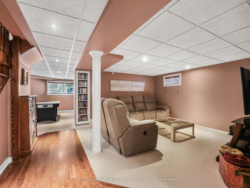 51 Annie Ajax,Ontario L1T 3X6 — Photo 29