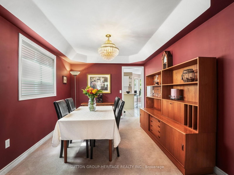 51 Annie Ajax,Ontario L1T 3X6 — Photo 8