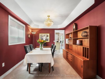 51 Annie Ajax,Ontario L1T 3X6 — Photo 8