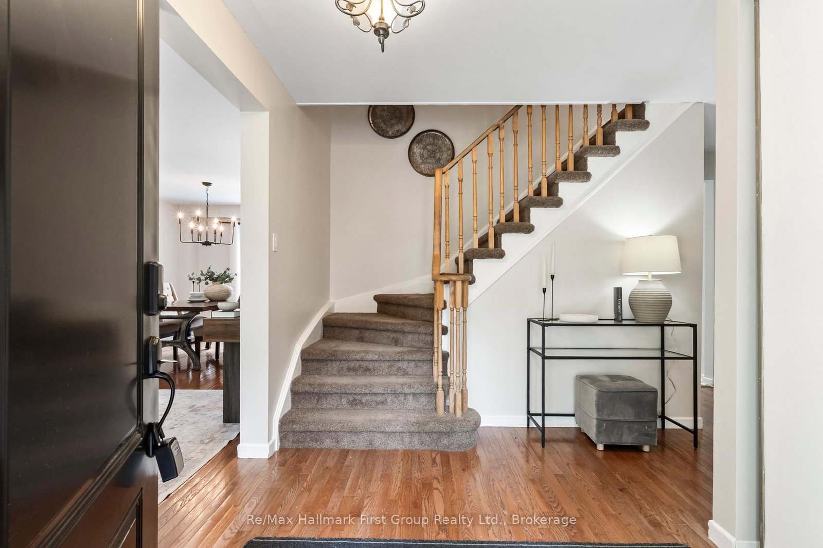 523 Reynolds Street • Whitby, ON photo 6