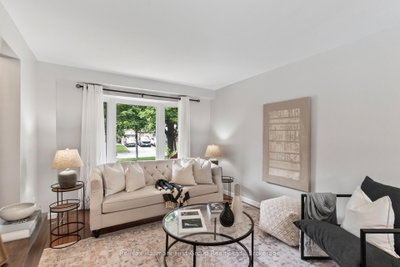 523 Reynolds Street • Whitby, ON photo 9