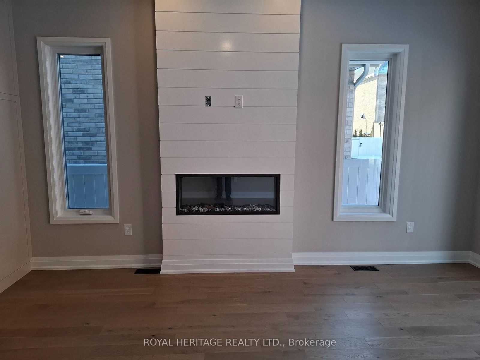 8 St Augustine Drive • Whitby, ON photo 11