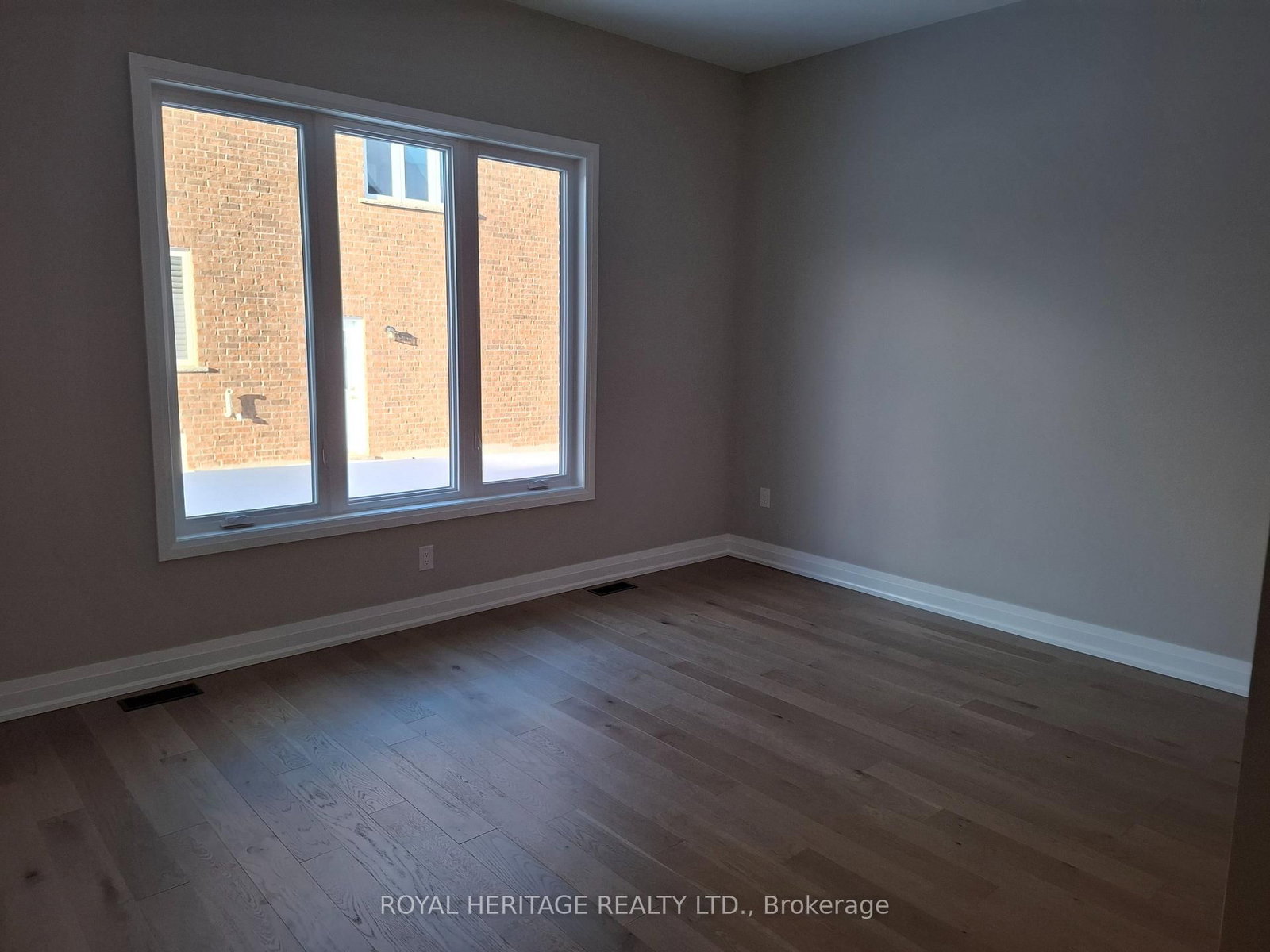 8 St Augustine Drive • Whitby, ON photo 18