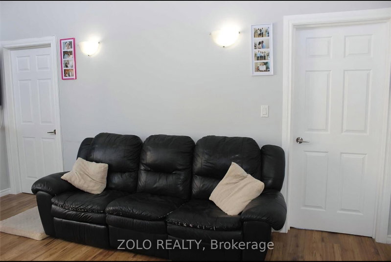 1549 O'CONNOR Drive, Toronto