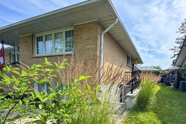 Basement - 679 Oshawa Boulevard N