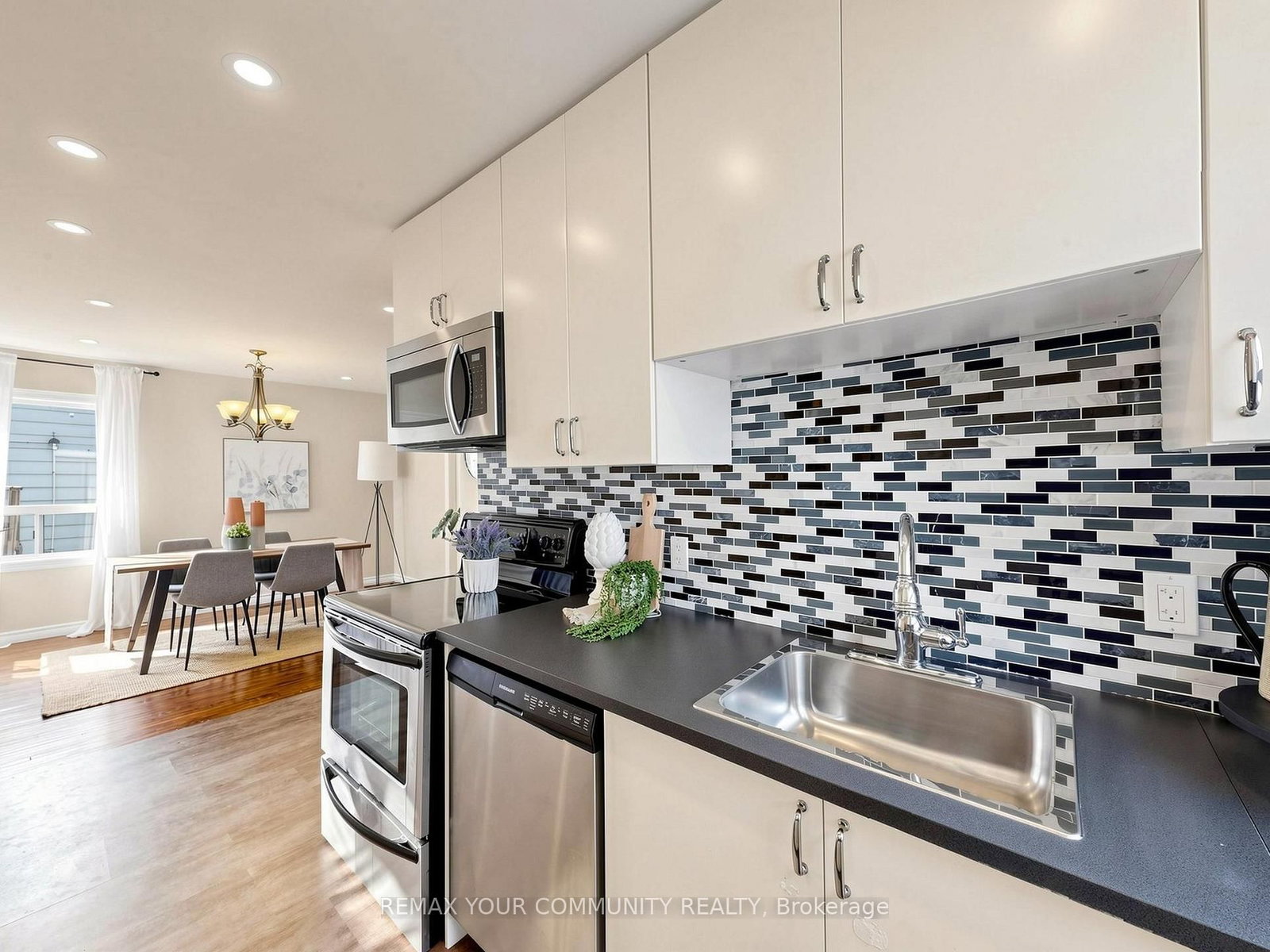 11 Nelson Ajax,Ontario L1S 1Z4 — Photo 14