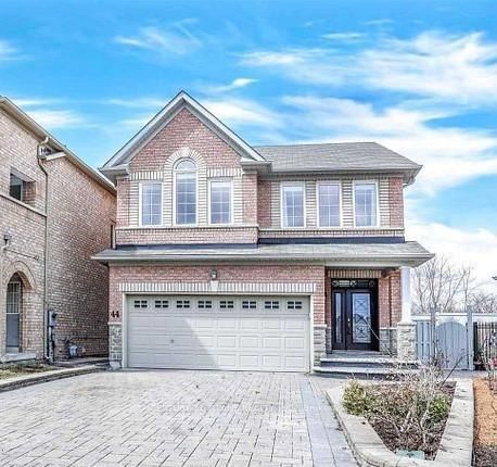 BSMT-44 Glacier Crescent, Toronto, ON