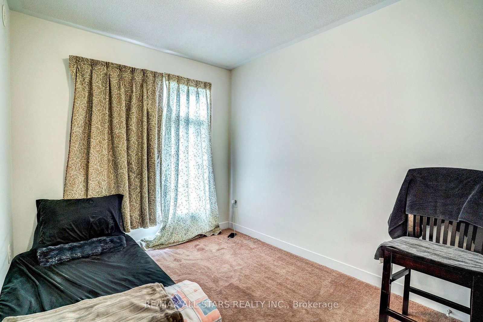 1865 Pickering Parkway • ##904 • Pickering, ON photo 24