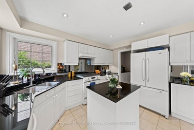5 Haskell Ajax,Ontario L1T 4Y9 — Photo 21