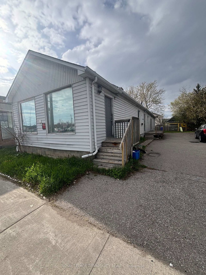 252 Bloor Street E