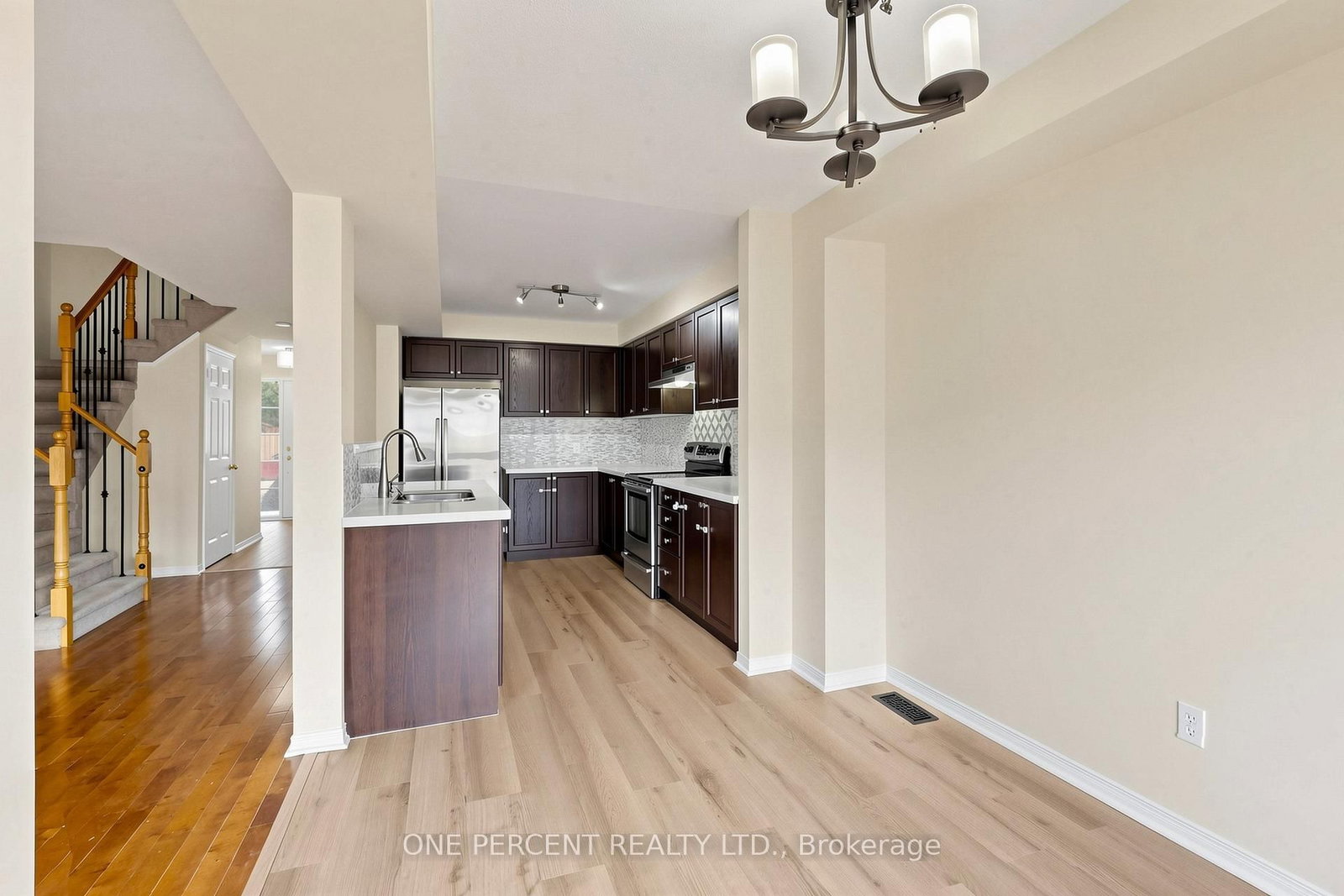 1149 Ormond Drive • Oshawa, ON photo 15
