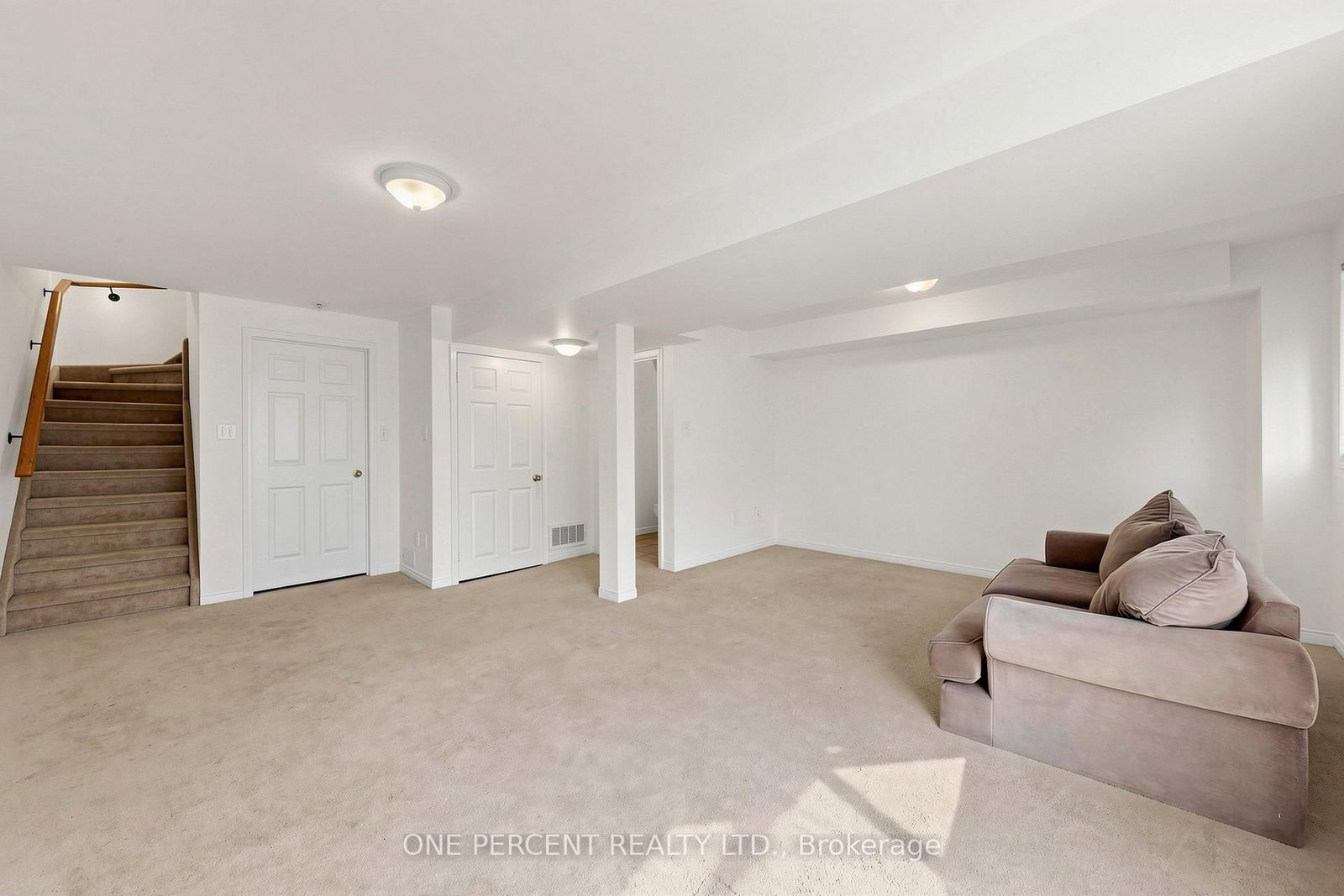 1149 Ormond Drive • Oshawa, ON photo 37