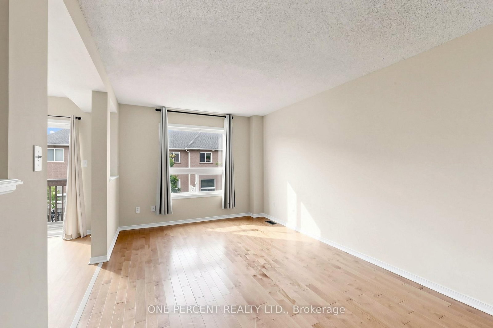 1149 Ormond Drive • Oshawa, ON photo 6