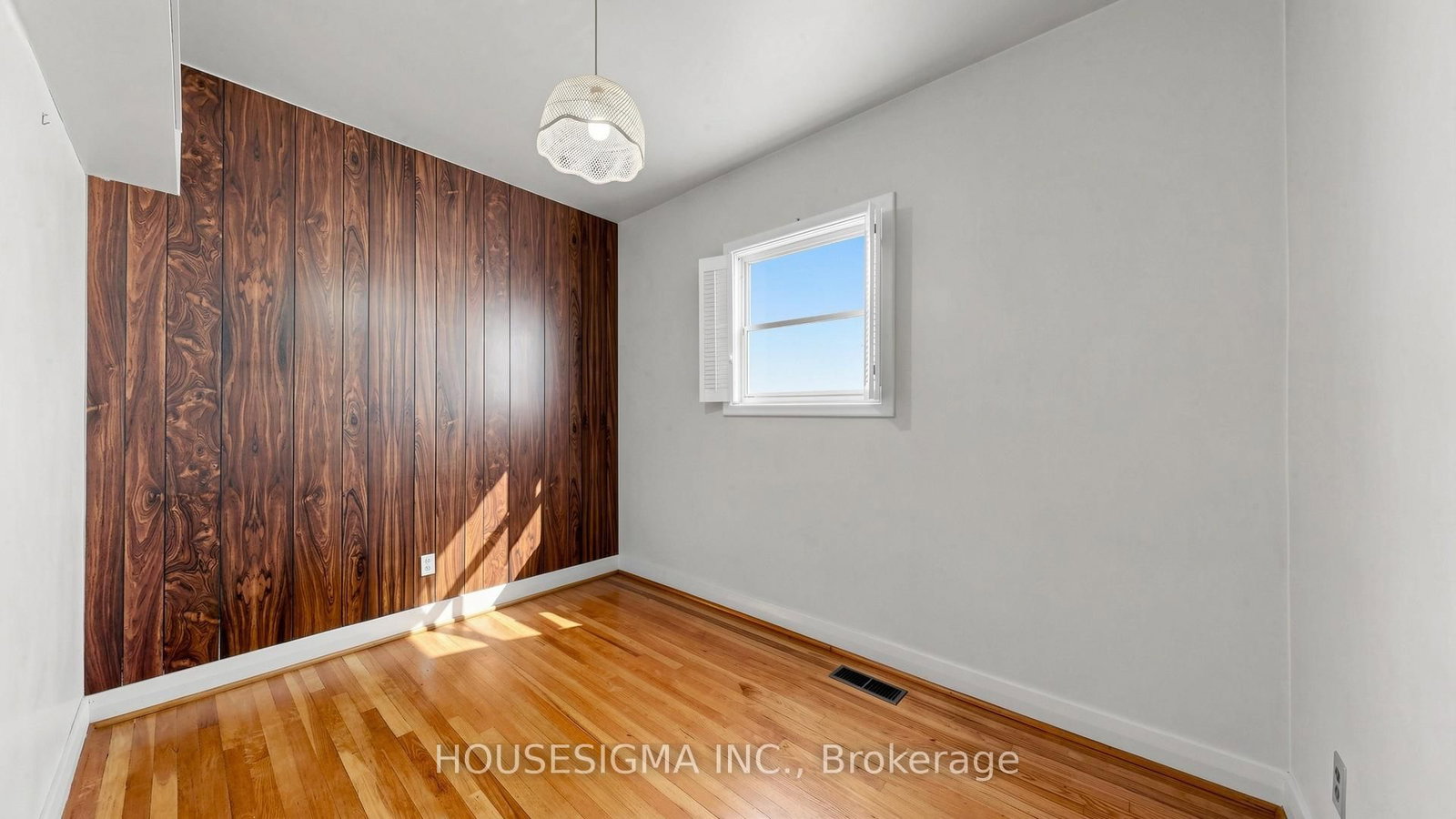 25 Little Rock Drive • Toronto, ON photo 16