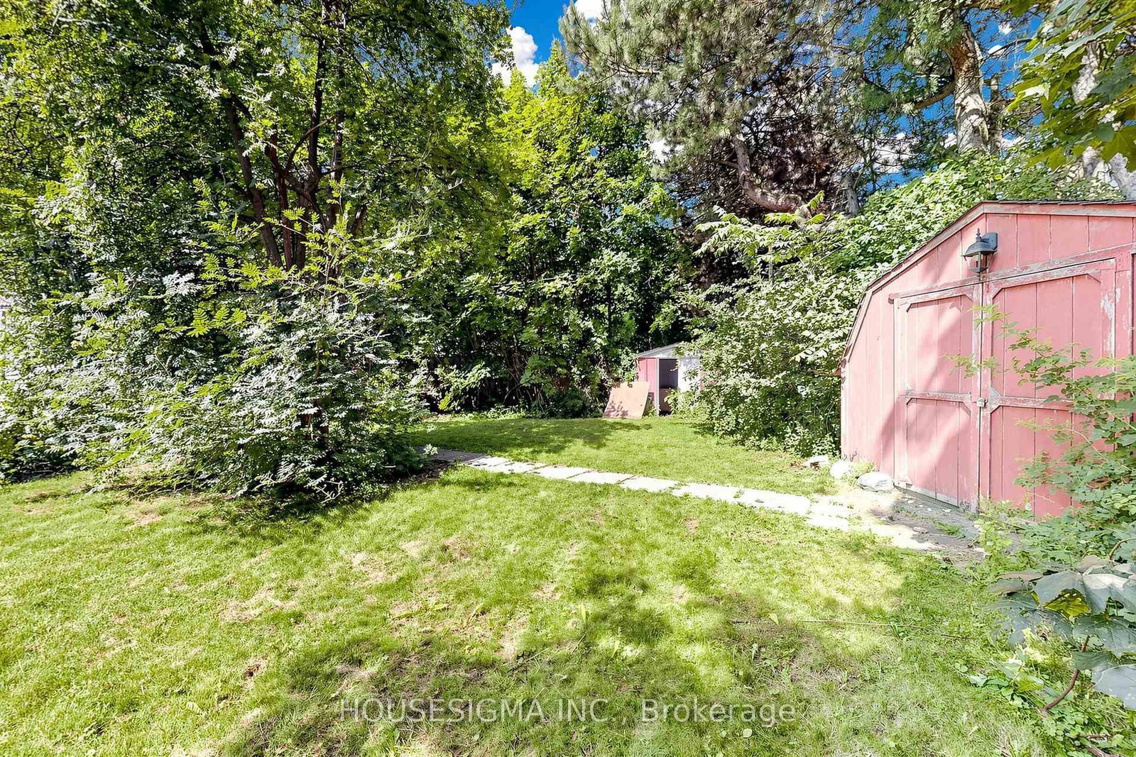25 Little Rock Drive • Toronto, ON photo 37