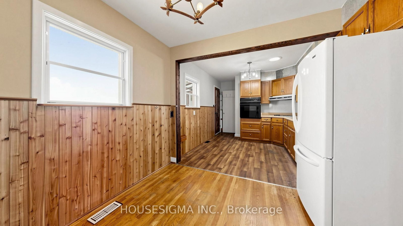 25 Little Rock Drive • Toronto, ON photo 8